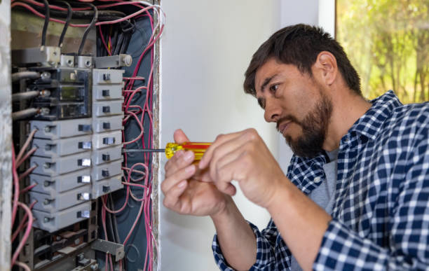Best Best Electricians Near Me  in Oakland, MO